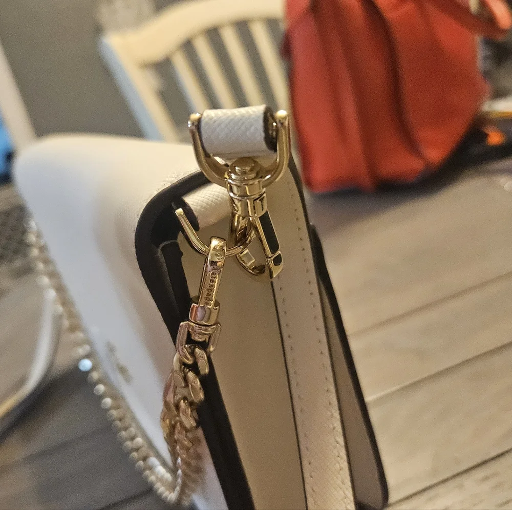 Kate Spade Ivory Crossbody Bag with Gold Chain NWT - Picture 5 of 11